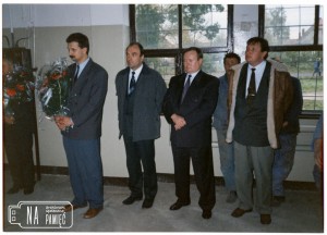 1994. Uruchomienie linii produkcyjnej przerobu lnu, od lewej; Walczak, Lewandowski, Stanisław Stolarczyk, Andrzej Borawski